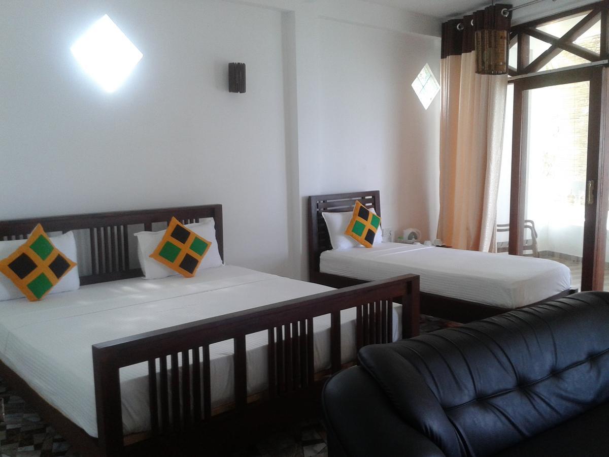 Mirissa Seastar Hotel Ngoại thất bức ảnh